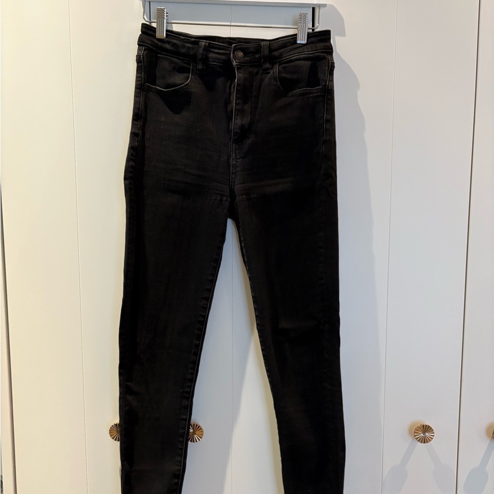 American Age Black Skinny Jeans with Knee Rip